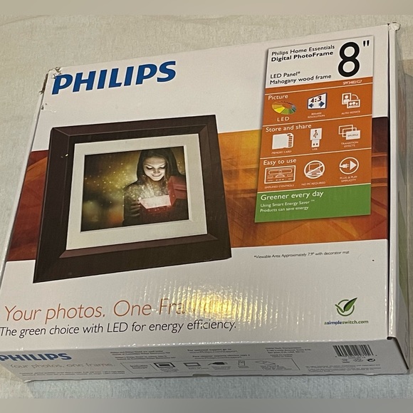 Phillips Mahogany Wood 8 Inch LED Digital Photo Frame Clock Calendar USB / Card - Picture 7 of 8